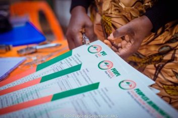 2024 LG POLLS: ASPIRANTS THRONG A’IBOM PDP SECRETARIAT TO PICK FORMS